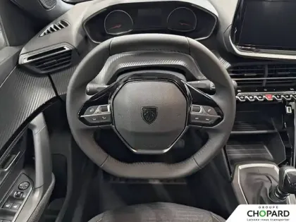 Photo 41 Peugeot 2008  100 S&S BVM6