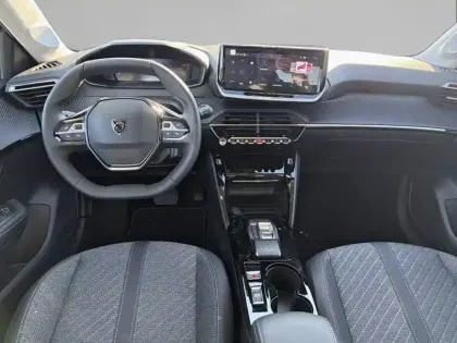 Photo 6 Peugeot 208  Electrique 54 kWh 156ch