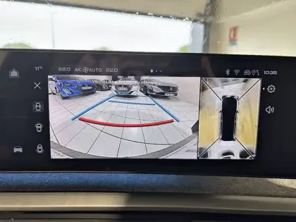 Photo 35 Peugeot 5008  Electrique 73 kWh 210 ch