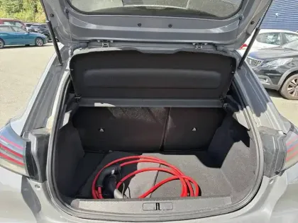 Photo 5 Peugeot 208  Electrique 54 kWh 156ch