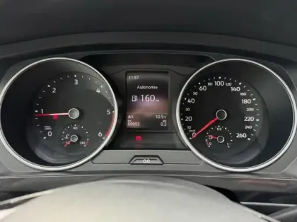 Photo 27 Volkswagen Tiguan allspace  2.0 TDI 150ch Confortline Business Euro6d-T