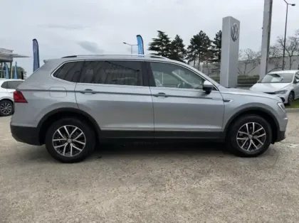 Photo 19 Volkswagen Tiguan allspace  2.0 TDI 150ch Confortline Business Euro6d-T