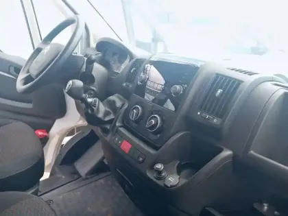 Photo 13 Citroën Jumper  VITRE 35 L2H2 BLUEHDi 140 S&S BVM6 