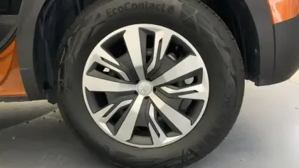 Photo 14 Peugeot 2008  PureTech 100 S&S BVM6 Active