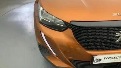 Photo 13 Peugeot 2008  PureTech 100 S&S BVM6 Active