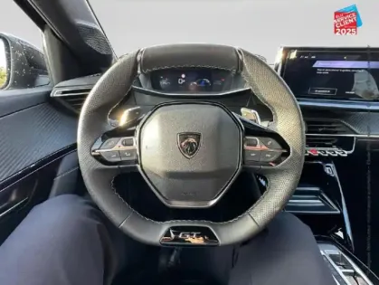 Photo 11 Peugeot 208  1.2 Hybrid 110ch GT e-DCS6