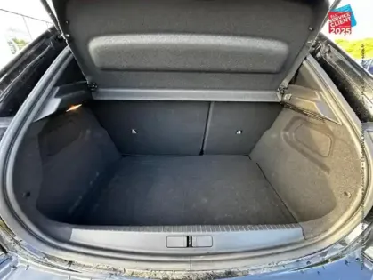 Photo 13 Peugeot 208  1.2 Hybrid 110ch GT e-DCS6