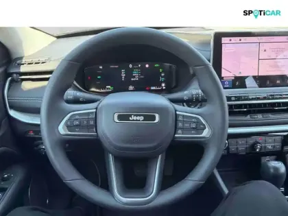 Photo 26 Jeep Compass  1.3 Turbo T4 190ch PHEV 4xe Altitude AT6 eAWD