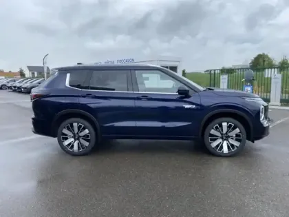 Photo 3 Mitsubishi Outlander  2.4 PHEV 306ch Instyle + 4WD