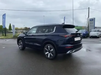 Photo 6 Mitsubishi Outlander  2.4 PHEV 306ch Instyle + 4WD