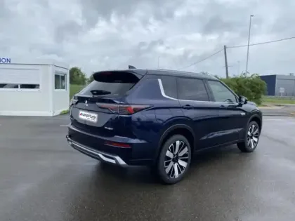 Photo 4 Mitsubishi Outlander  2.4 PHEV 306ch Instyle + 4WD