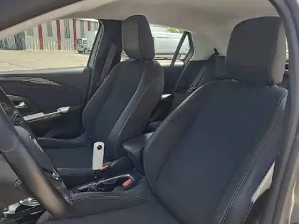 Photo 8 Opel Corsa  Electrique 136 ch & Batterie 50 kw/h