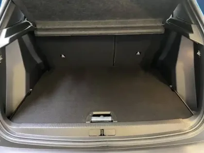 Photo 45 Peugeot 2008  Electrique 54 kWh 156 ch