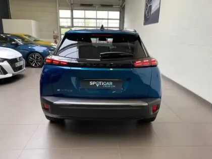 Photo 29 Peugeot 2008  Electrique 54 kWh 156 ch