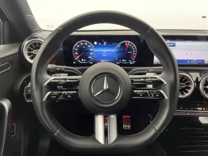 Photo 53 Mercedes Classe A  250 e 8G-DCT