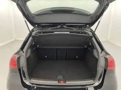 Photo 44 Mercedes Classe A  250 e 8G-DCT