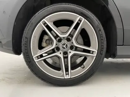 Photo 49 Mercedes Classe A  250 e 8G-DCT