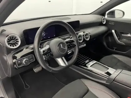 Photo 60 Mercedes Classe A  250 e 8G-DCT