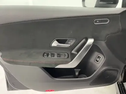 Photo 59 Mercedes Classe A  250 e 8G-DCT