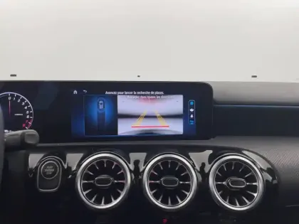 Photo 26 Mercedes Classe A  250 e 8G-DCT