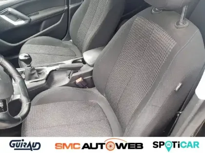 Photo 52 Peugeot 308  PureTech 110ch S&S BVM6