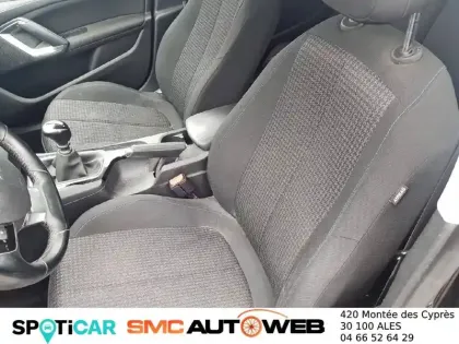 Photo 74 Peugeot 308  PureTech 110ch S&S BVM6