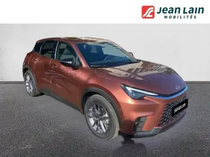 Photo 2 Lexus Lbx  2WD