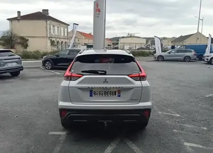 Photo 17 Mitsubishi Eclipse  Cross 2.4 MIVEC PHEV Twin Motor 4WD Business