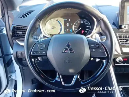 Photo 35 Mitsubishi Eclipse  Cross 2.4 MIVEC PHEV Twin Motor 4WD Business