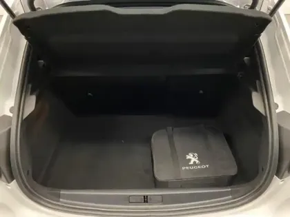 Photo 4 Peugeot 208  e- 136ch Active