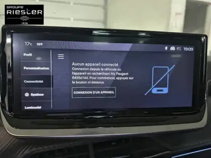 Photo 22 Peugeot 208  Hybrid 136 e-DCS6