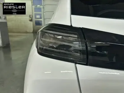 Photo 16 Peugeot 208  Hybrid 136 e-DCS6