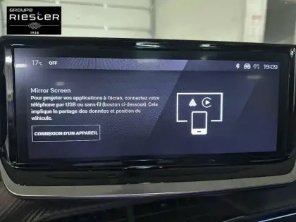 Photo 23 Peugeot 208  Hybrid 136 e-DCS6