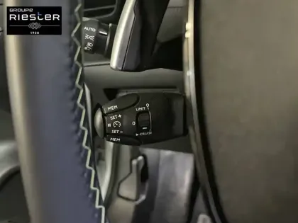 Photo 17 Peugeot 208  Hybrid 136 e-DCS6