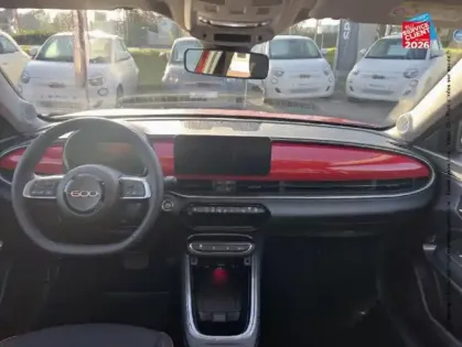 Photo 22 Fiat 600  e 156ch 54kWh Red