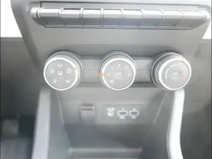 Photo 12 Renault Clio  1.0 TCe 90ch Evolution