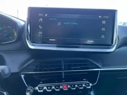 Photo 123 Peugeot 208  Electrique 50 kWh 136ch