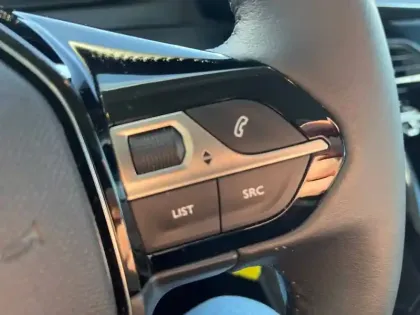 Photo 92 Peugeot 208  Electrique 50 kWh 136ch