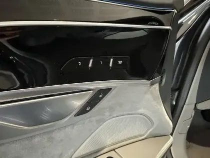 Photo 10 Audi A8  L 60 TFSI e Tiptronic 8 Quattro