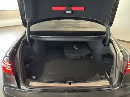 Photo 57 Audi A8  L 60 TFSI e Tiptronic 8 Quattro