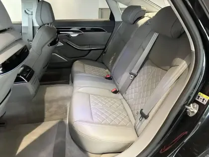 Photo 23 Audi A8  L 60 TFSI e Tiptronic 8 Quattro