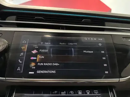 Photo 37 Audi A8  L 60 TFSI e Tiptronic 8 Quattro