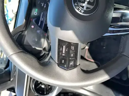 Photo 24 Alfa Romeo Junior  Elettrica 156 ch