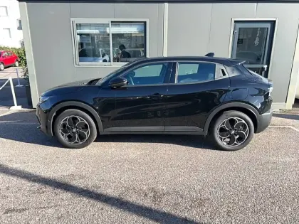 Photo 10 Alfa Romeo Junior  Elettrica 156 ch