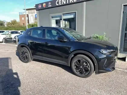 Photo 27 Alfa Romeo Junior  Elettrica 156 ch