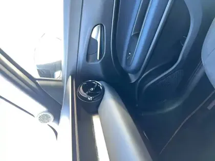 Photo 23 Alfa Romeo Junior  Elettrica 156 ch