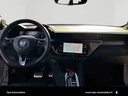 Photo 41 Alfa Romeo Junior  Elettrica 280 ch