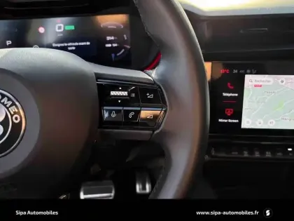 Photo 60 Alfa Romeo Junior  Elettrica 280 ch