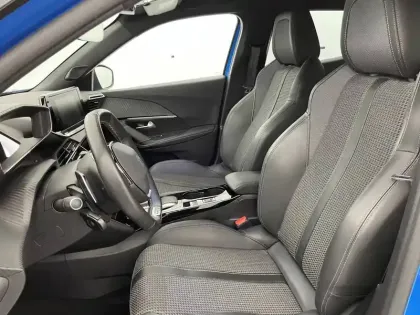 Photo 13 Peugeot 2008  PureTech 130 S&S EAT8