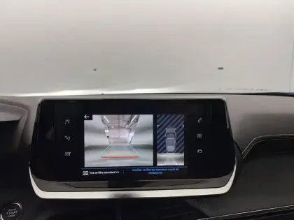 Photo 31 Peugeot 2008  PureTech 130 S&S EAT8